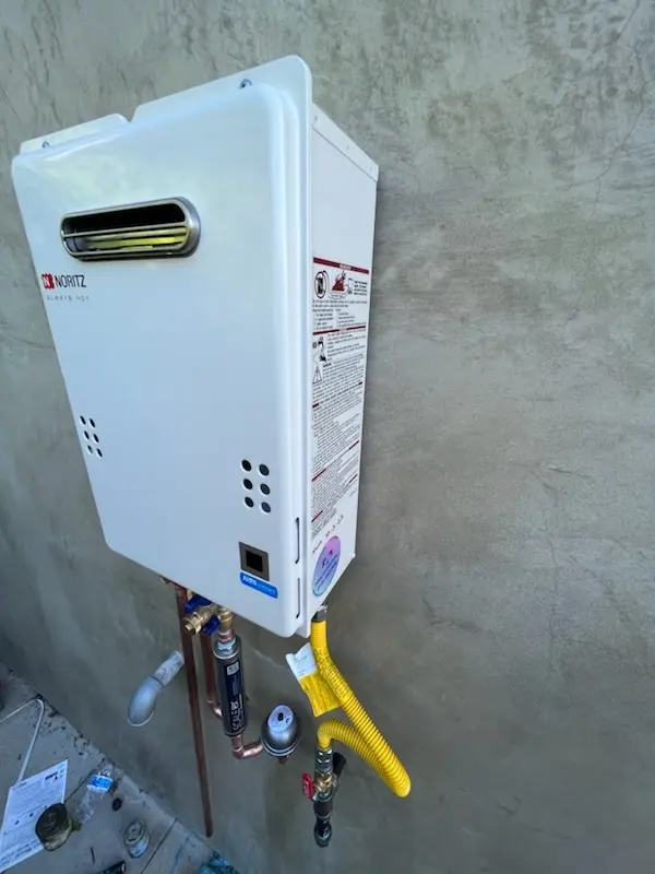 Tankless water heater installation for Lochearn homes